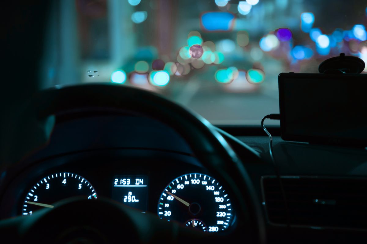 What Is Drive Away Understanding This Alternative to Georgia to New York Auto Transport What Is Driveaway? The Real Difference Between Driveaway vs Car Shipping