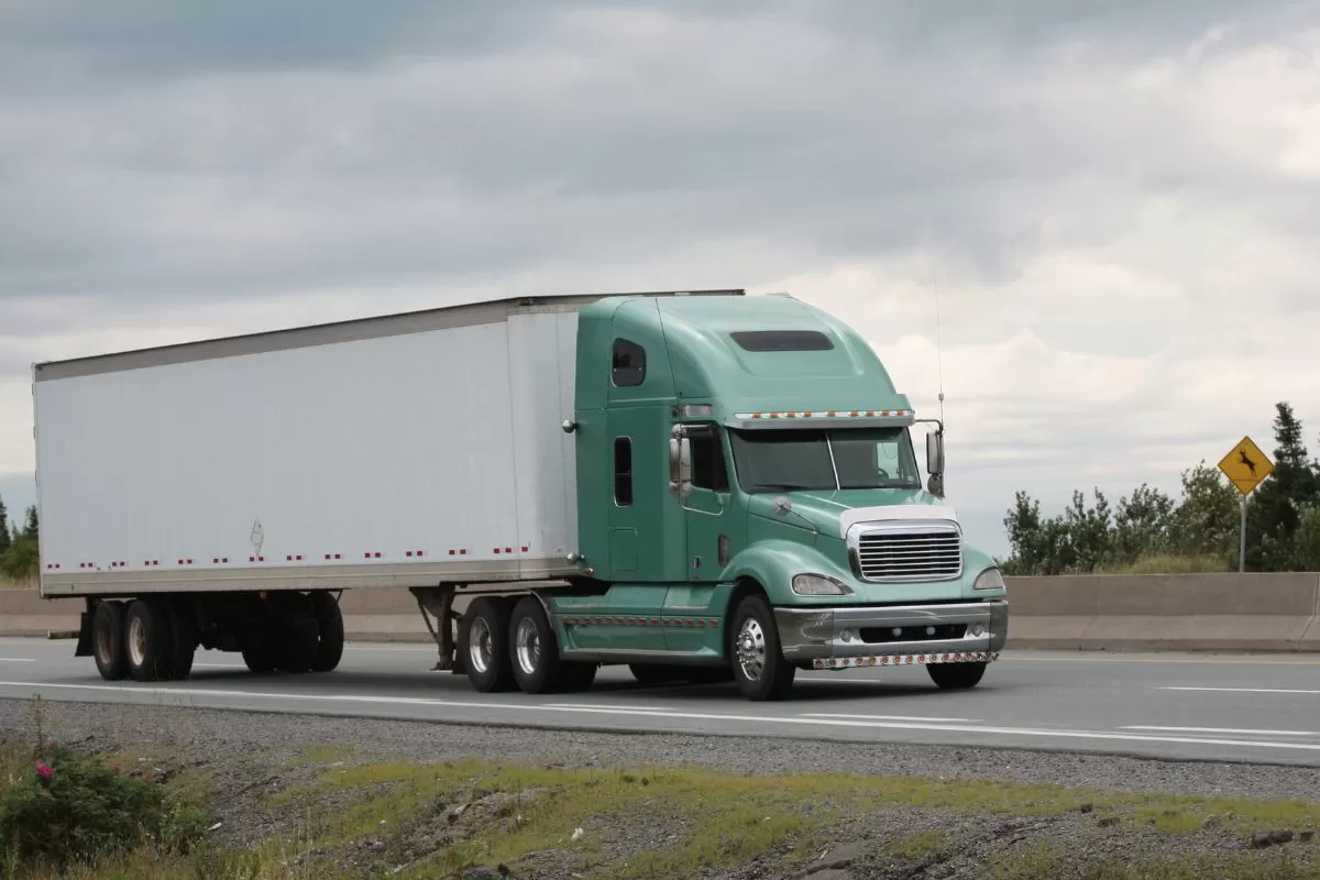 how much to ship a car from california to michigan